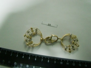 Пресечен ввоз ювелирных украшений 